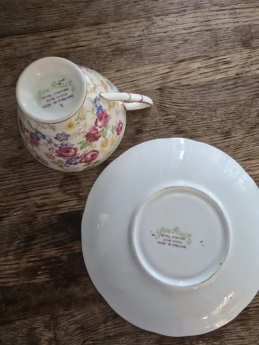 Vintage June Roses Floral Bone China Porcelain Teacup & Saucer Set - Pink Floral
